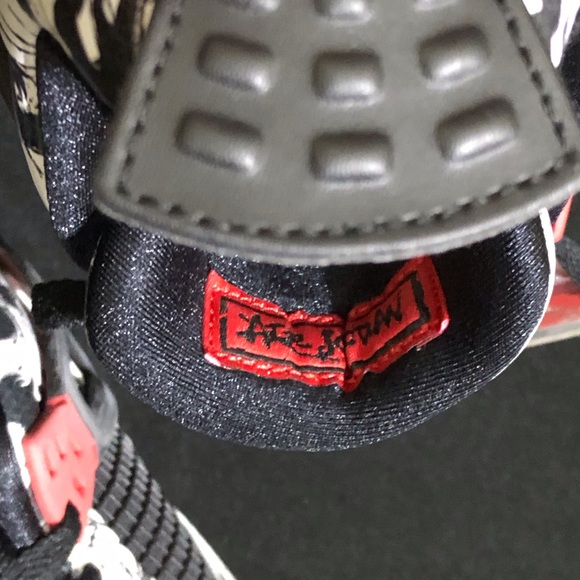 Air Jordan 4 Retro Singles Day / Tattoo GS Size 6.5 Y / Women’s 8 - Picture 9 of 15